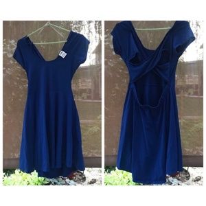 VS PINK Criss Cross Dress • Medium